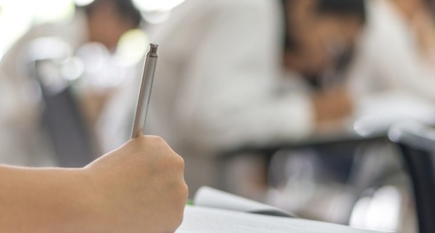 La ministra de Educaci&oacute;n manifiesta dificultades para discutir salarios sin presupuesto