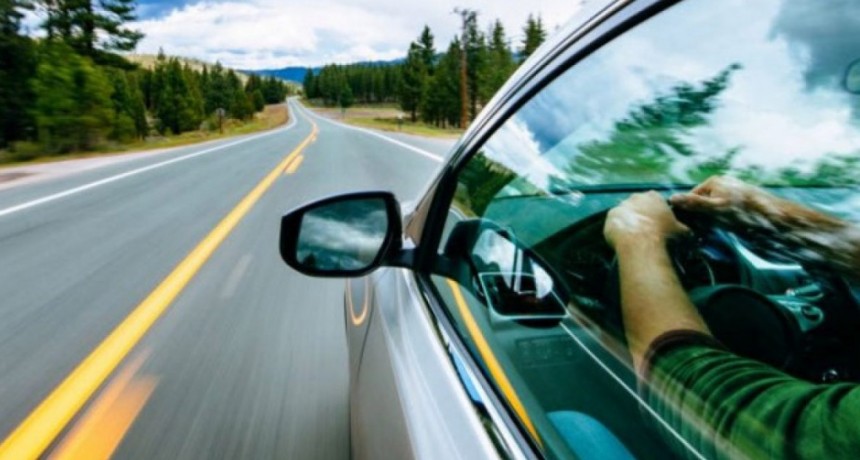 Se olvid&oacute; de su esposa en una parada y luego de 150 kil&oacute;metros se dio cuenta que no estaba