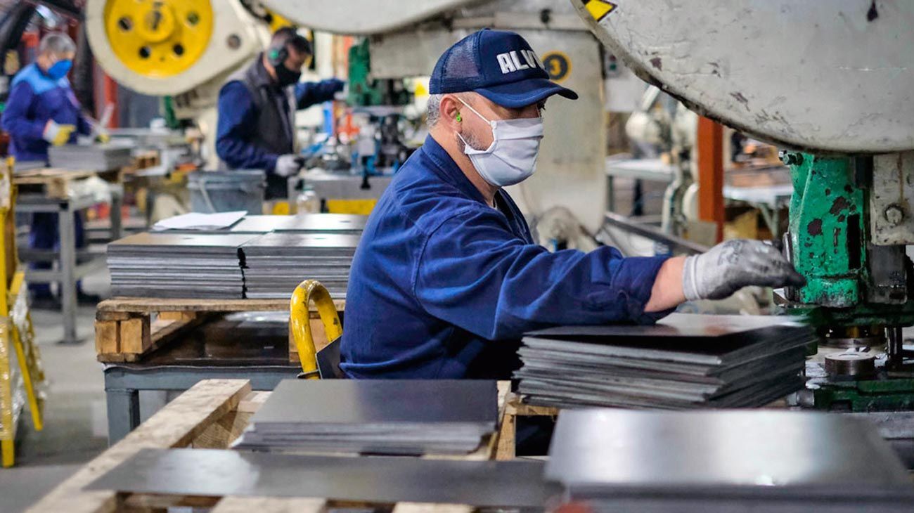 La Uni&oacute;n Industrial manifiesta su preocupaci&oacute;n sobre la econom&iacute;a