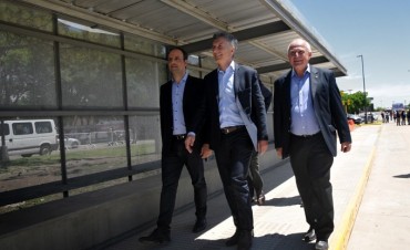 Mauricio Macri llegar&aacute; ma&ntilde;ana a Santa Fe para entregar viviendas