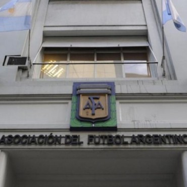 La AFA analizar&aacute; el lunes las ofertas por la televisaci&oacute;n 