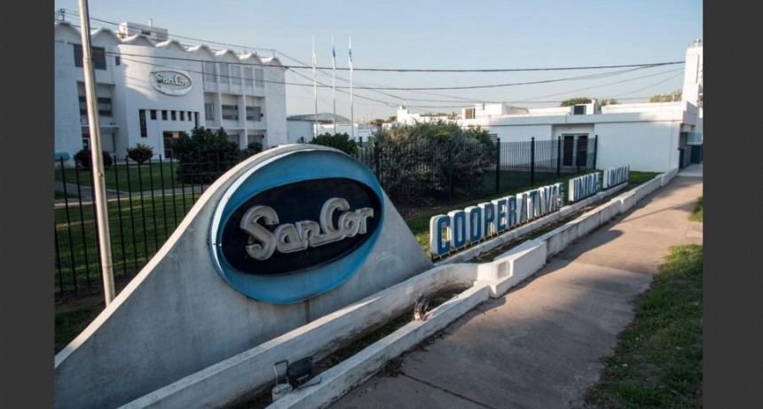Adecoagro inicia operaciones en dos plantas de SanCor