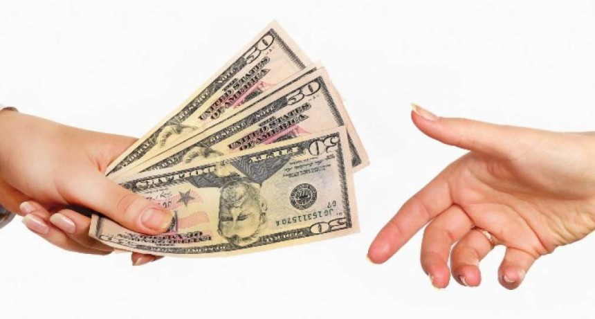 Argentina fue el pa&iacute;s que m&aacute;s se endeud&oacute; el a&ntilde;o pasado