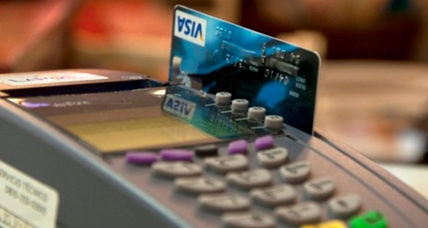 Suben reclamos de consumidores por tarjetas de cr&eacute;dito