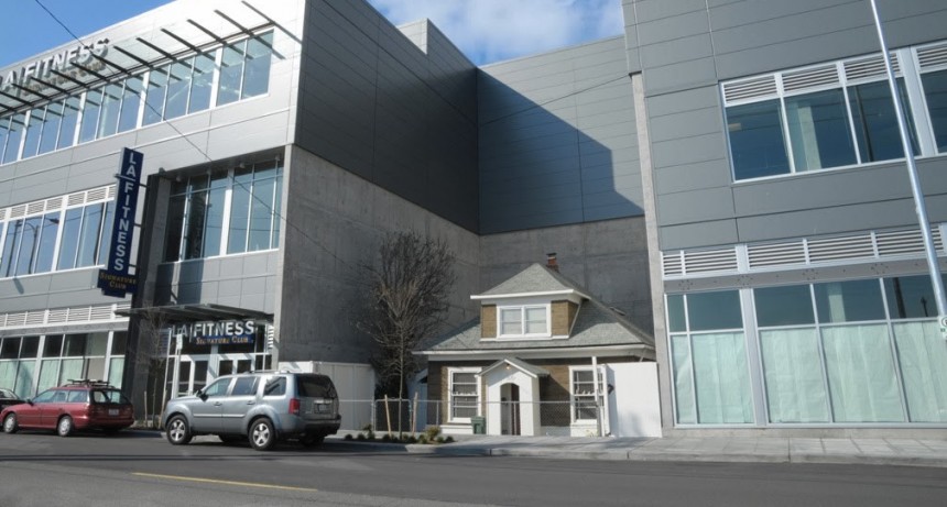 Una anciana se neg&oacute; a vender su casa como en "Up"