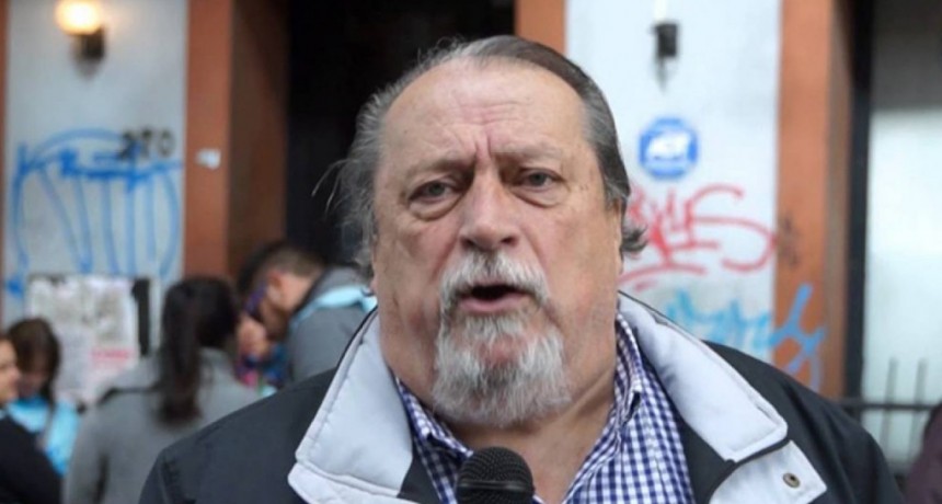 Bay&uacute;gar: "Ser&iacute;a ilusorio que sin salario y sin condiciones edilicias se puedan empezar las clases"