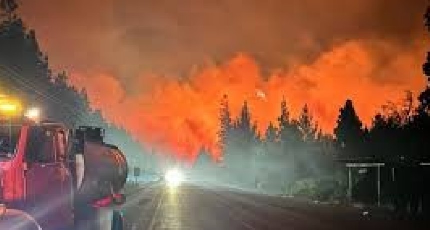 Situaci&oacute;n complicada por los incendios en la Patagonia.