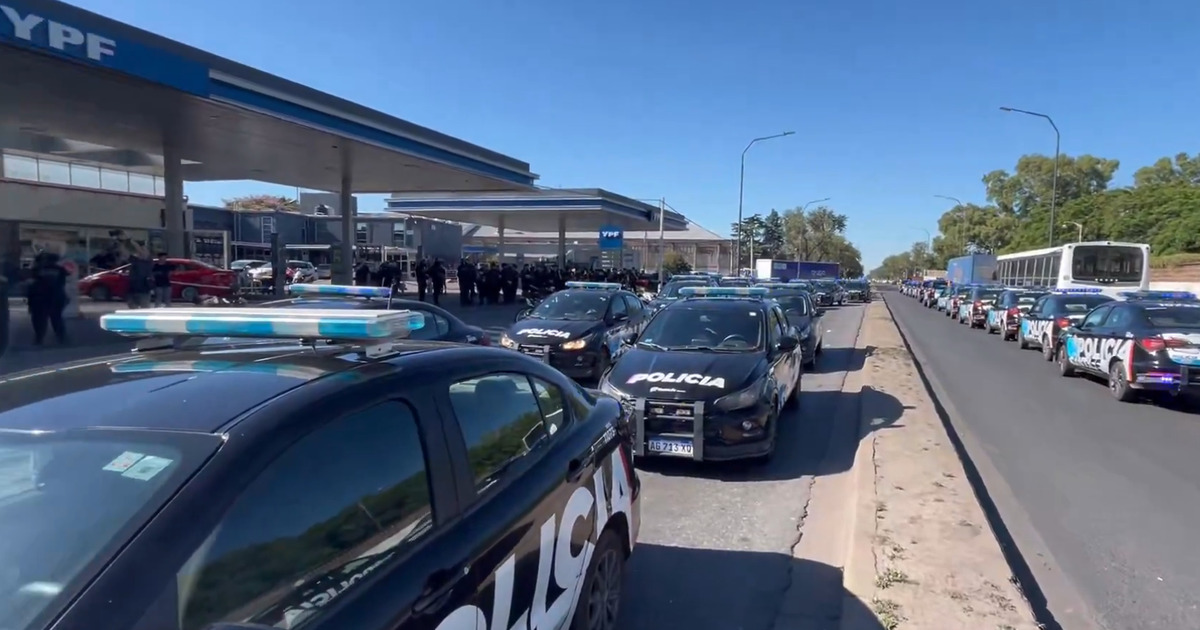 Levantan el pase a disponibilidad de los oficiales sancionados