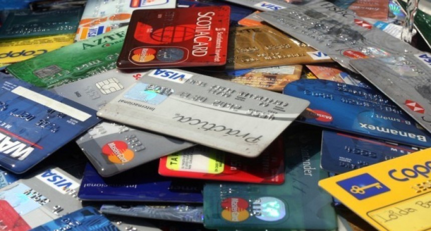 Las operaciones con tarjetas de cr&eacute;dito crecieron veintiuno por ciento interanual