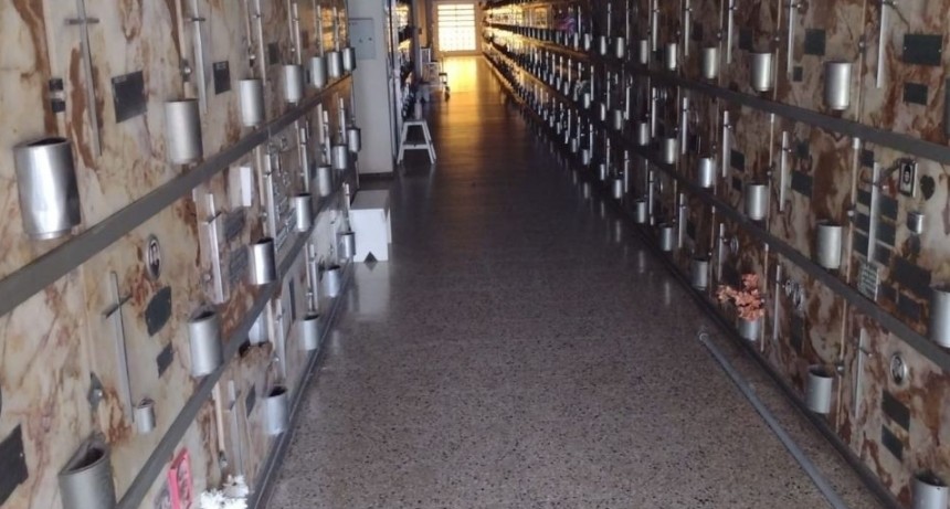 Robaron m&aacute;s de 100 metros de cables en un pante&oacute;n del cementerio 