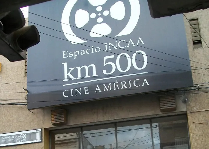 Micro de Cine: Cartelera de Cine Am&eacute;rica