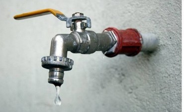 Corte de agua programado entre martes y viernes en barrio Candioti 