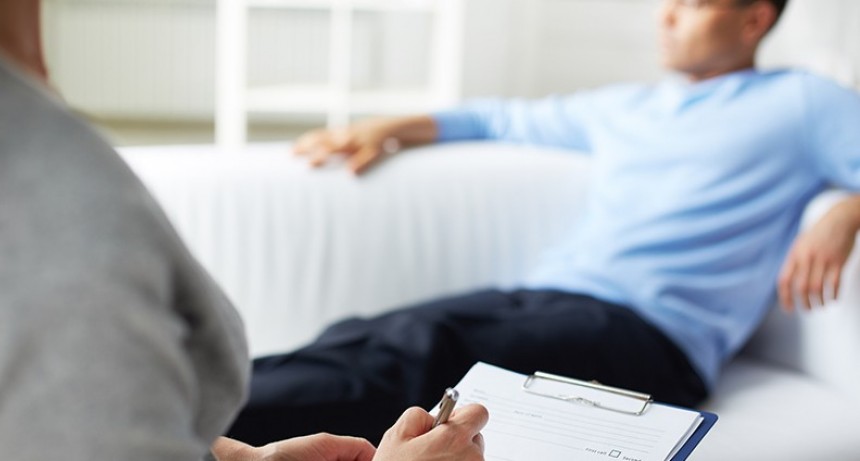 Psic&oacute;logos: algunas obras sociales no reconocen las sesiones por tele conferencias