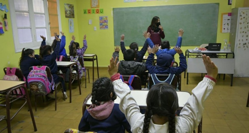 Educaci&oacute;n propone una hora m&aacute;s de clase por d&iacute;a en las escuelas primarias