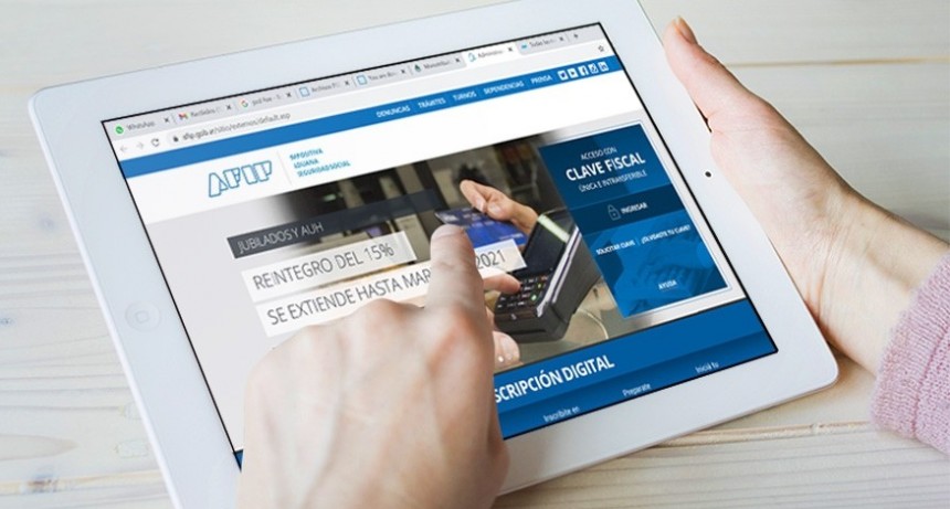 Monotributistas con prepagas o tarjeta de cr&eacute;dito en rojo pueden ser rechazados para acceder al bono