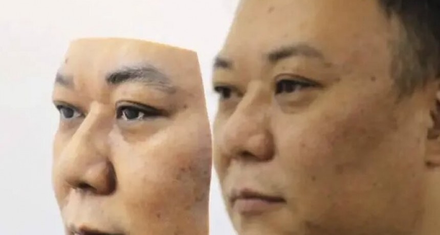 Japon&eacute;s hizo una m&aacute;scara hiperrealista de su propio rostro