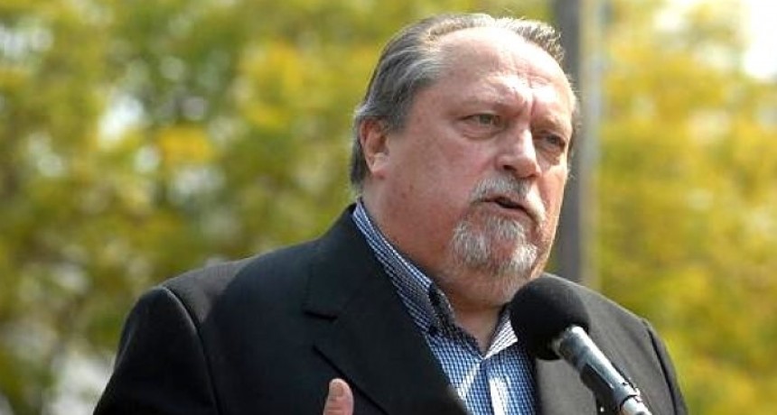 Pedro Bayugar: "El premio de asistencia perfecta no incluye a docentes privados"