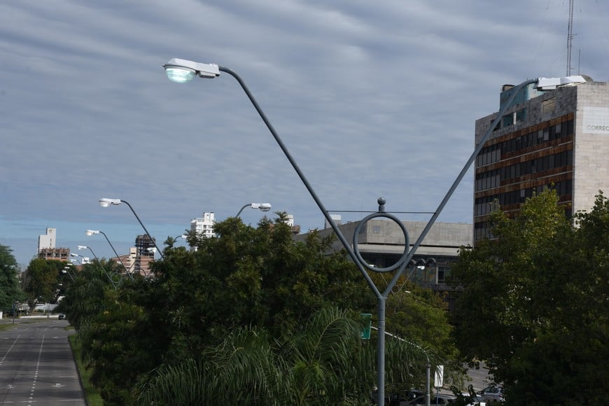 Sigue el plan de tercerizaci&oacute;n de luminaria en la ciudad