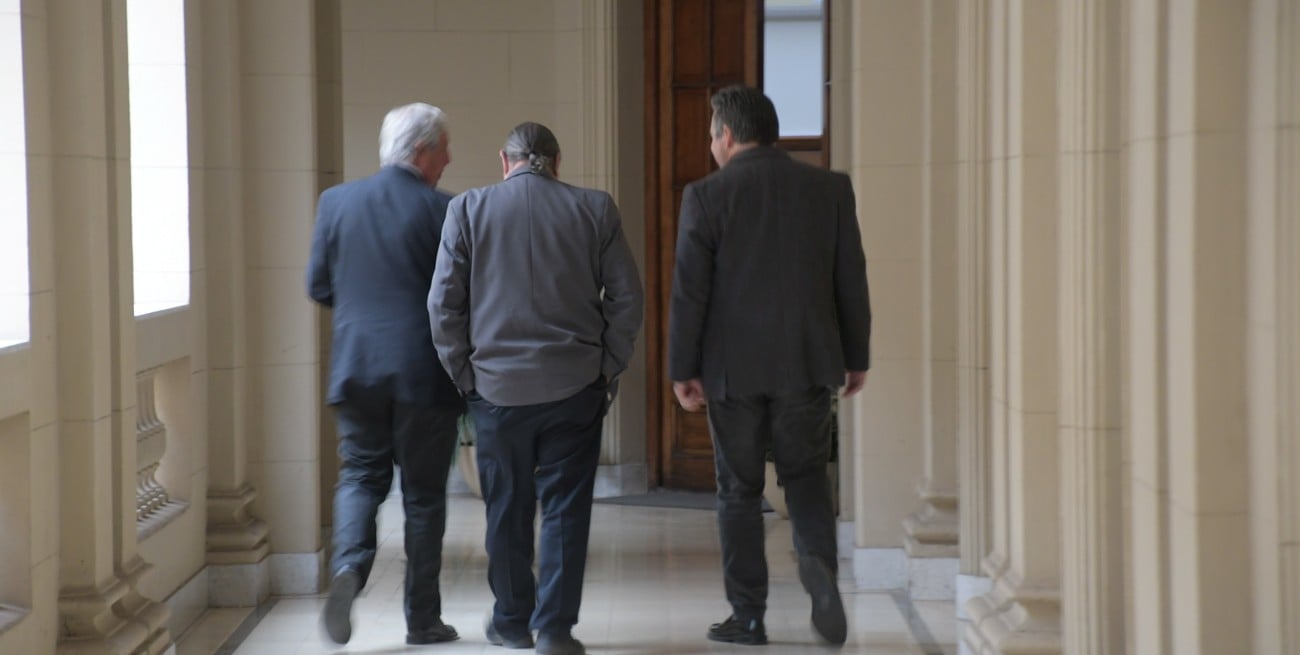 Primer encuentro del gobierno con la nueva Corte de Santa Fe