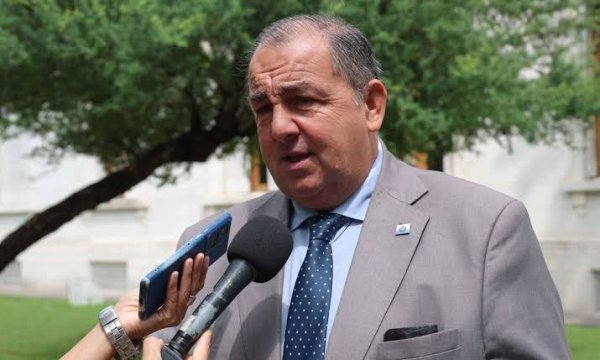 Santa Fe eval&uacute;a judicializar los subsidios al transporte 