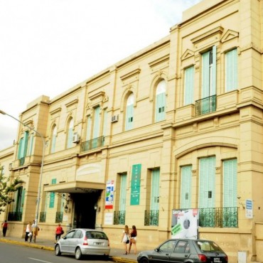 El hospital Cullen mantiene toda la semana la reducci&oacute;n del ingreso en horarios de visitas