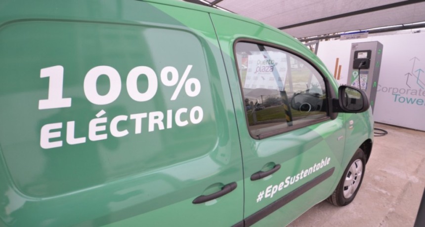 Santa Fe tiene estaci&oacute;n de carga para veh&iacute;culos el&eacute;ctricos