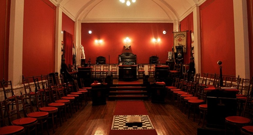 El templo Mas&oacute;n abre sus puertas en la nueva edici&oacute;n de Museo Marat&oacute;n