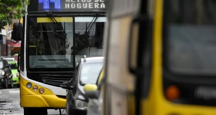 Empresarios de colectivos pedir&aacute;n un aumento y el boleto puede llegar a $1.300