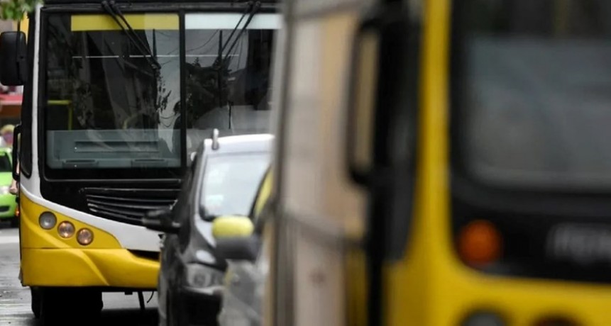 Empresas de colectivos dudan si podr&aacute;n pagar sueldos