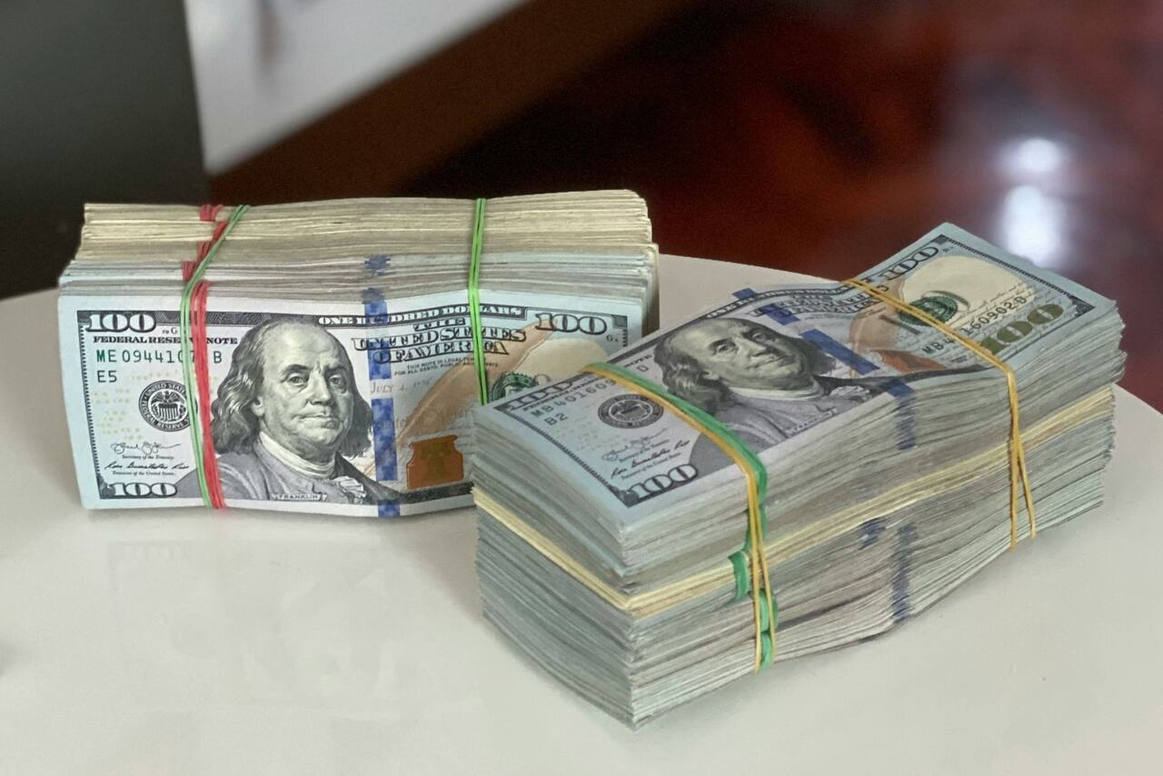 Provincia apoya las medidas de Naci&oacute;n para sacar d&oacute;lares del colch&oacute;n