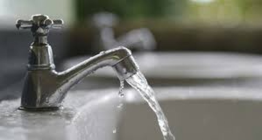 Baja presi&oacute;n de agua potable en Santo Domingo