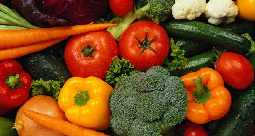 Luc&iacute;a Schreiner: "A pesar de los cambios bruscos de temperatura, lo mejor es comer verduras ya que tienen m&aacute;s arraigadas los nutrientes" 