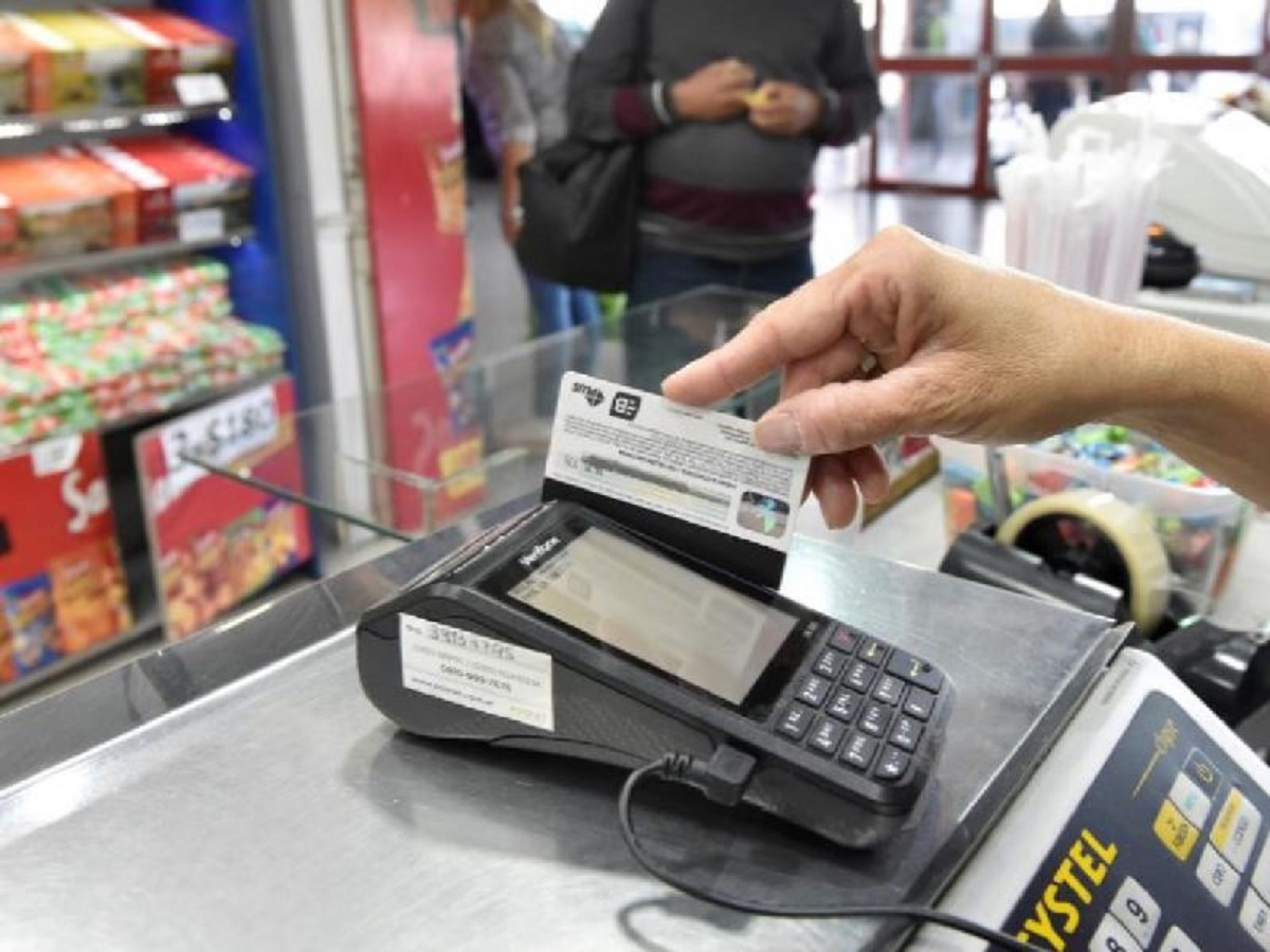 Roberto Slobodianiuk: &ldquo;Alimentos y bebidas es el rubro que m&aacute;s cay&oacute; de las ventas Pymes&rdquo;