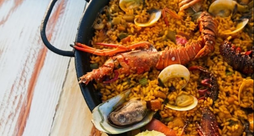 Cl&aacute;sico espa&ntilde;ol: Paella Marinera