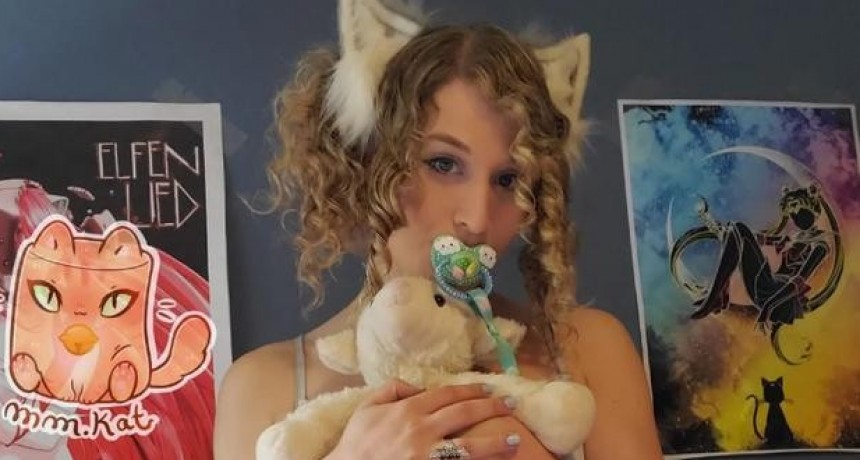 Una joven de 28 a&ntilde;os se convierte en "beb&eacute;" cuando vuelve de su trabajo