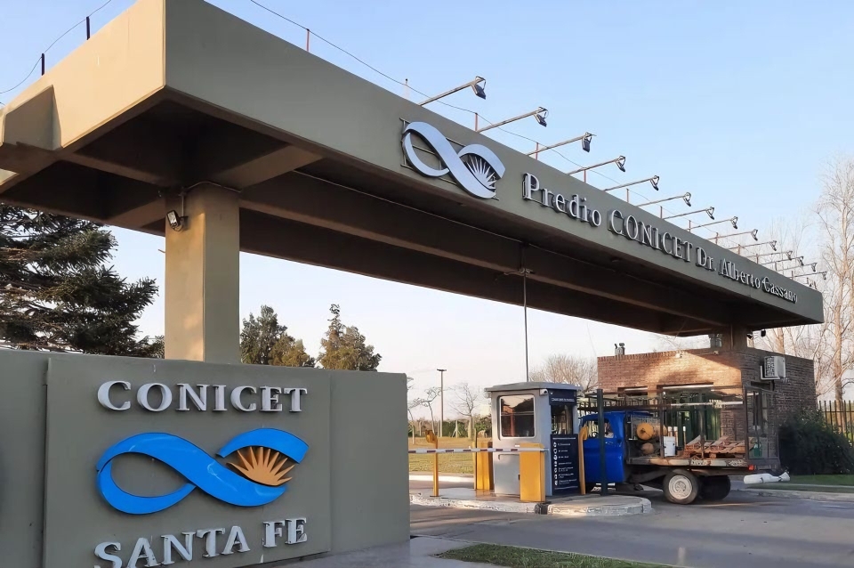 &Eacute;xodo de cient&iacute;ficos en Santa Fe 