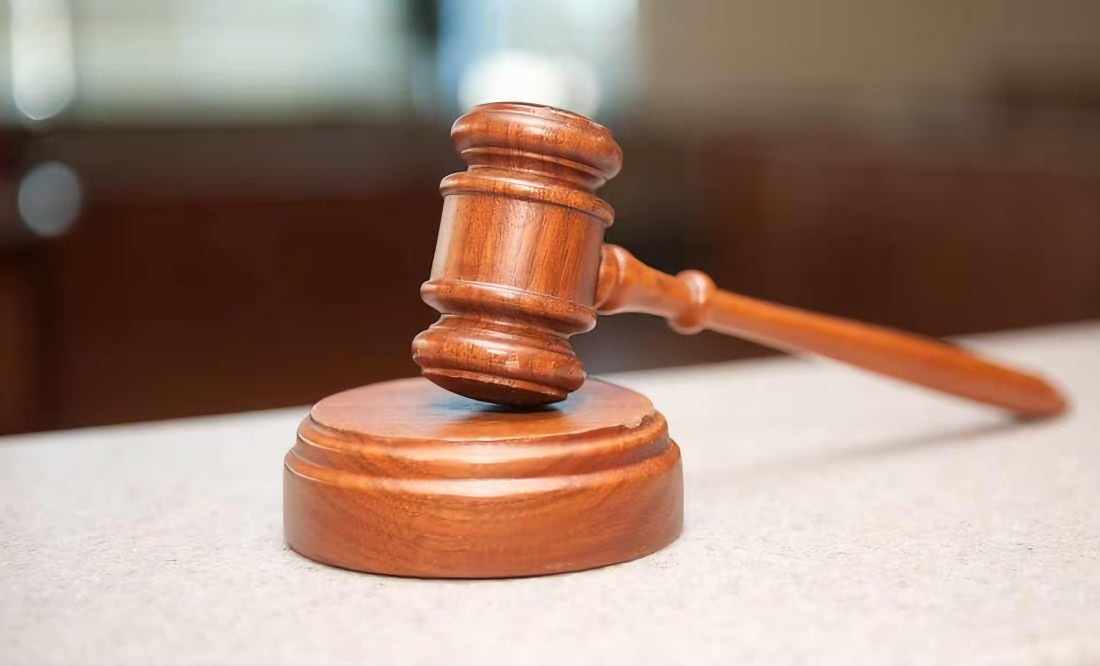 Proponen l&iacute;mites al mandato de jueces