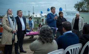 Cerca de 20 familias de Las Lomitas cuentan con calefones solares 