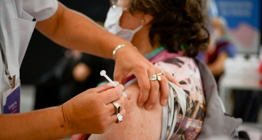 Presentan resultados sobre combinaci&oacute;n de vacunas