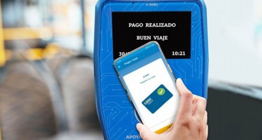 Se empez&oacute; a implementar el pago de colectivos con celulares