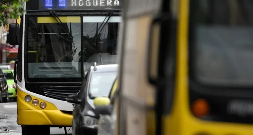 Preocupaci&oacute;n de empresarios de colectivos por el pago de salarios