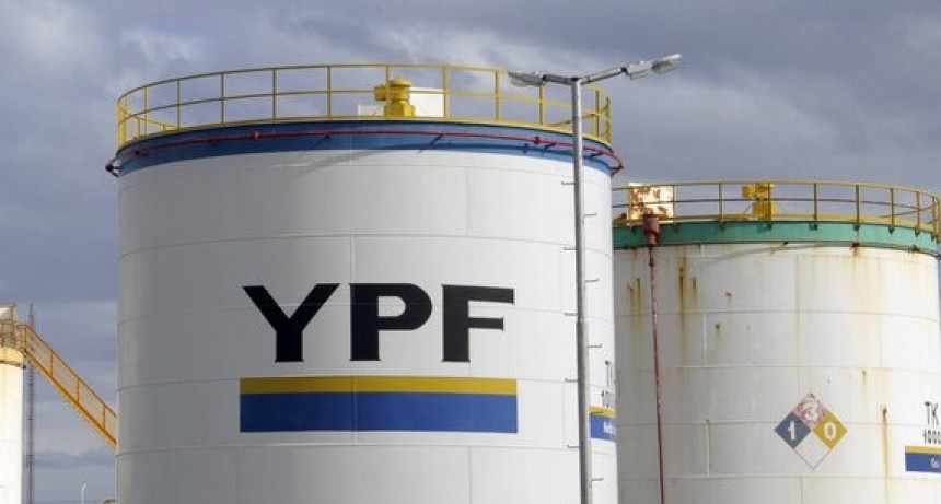 Marcelino Maina: "Con YPF en la d&eacute;cada del 20, Argentina estaba detr&aacute;s de la Uni&oacute;n Sovi&eacute;tica en materia de nacionalizaci&oacute;n"