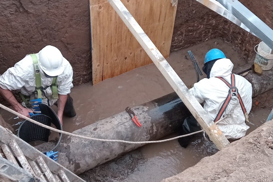 ASSA intima a usuarios que poseen conexiones irregulares