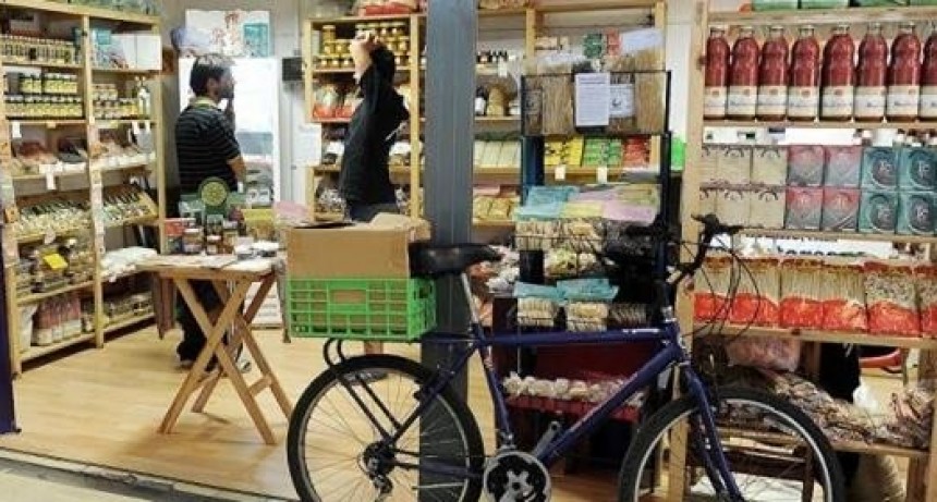 Baja de ocho por ciento en ventas minoristas de comercios pymes 