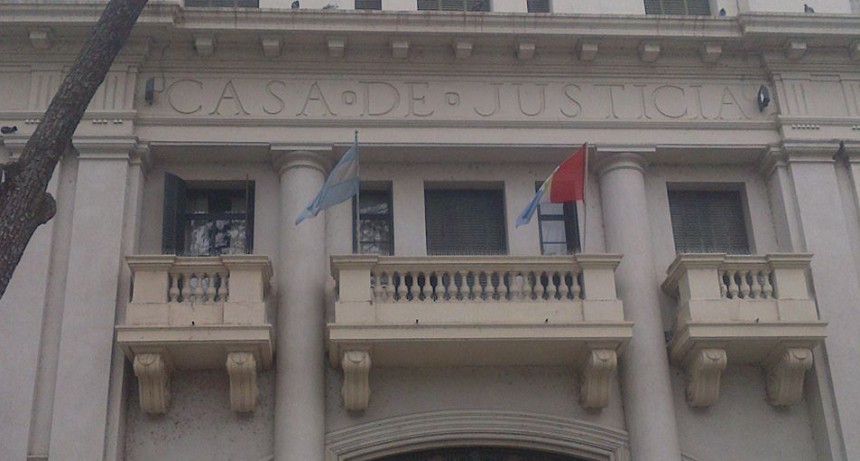 La justicia imput&oacute; a la madre del ni&ntilde;o de tres a&ntilde;os fallecido tras ser golpeado en Santo Tom&eacute;