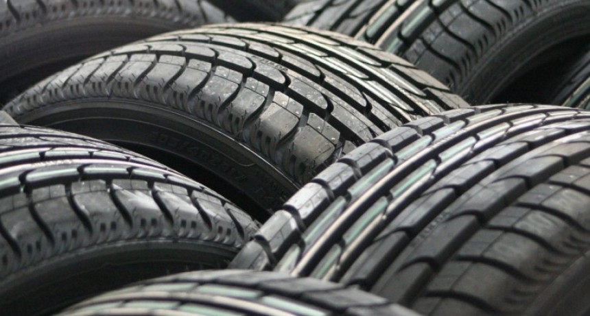 Santiago Arenas: "Ante la faltante de neum&aacute;ticos, lo recomendable es realizar el servicio alineaci&oacute;n y balanceo"