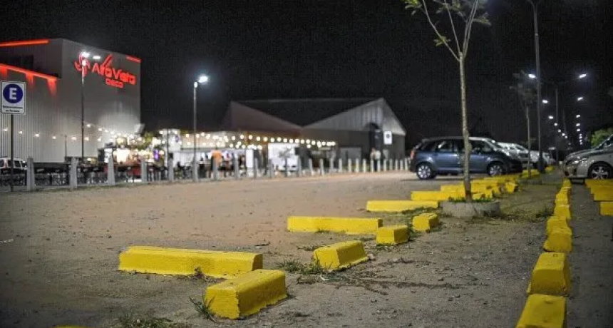 Peleas a la salida del boliche por los festejos de la primavera 