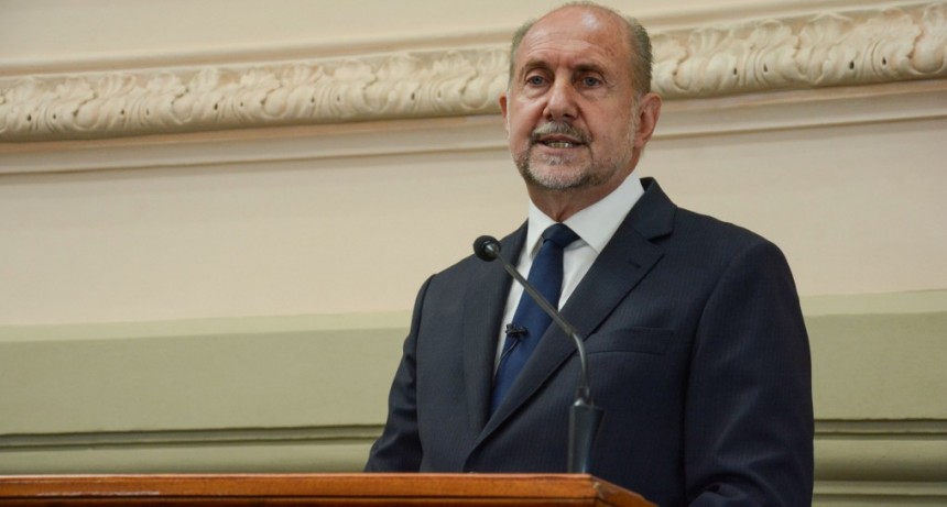 Omar Perotti encabeza la reuni&oacute;n de la Junta Provincial de Seguridad