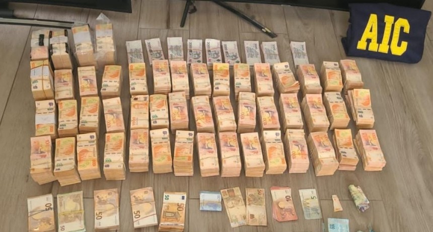 Hombre detenido en un allanamiento en el Puerto donde secuestraron millones de pesos