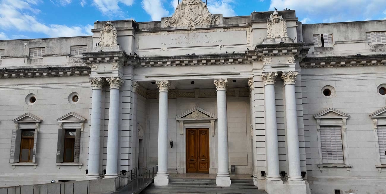 Vuelve a sesionar la Legislatura